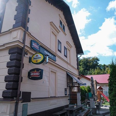 Penzion Betty Okounov Luaran gambar